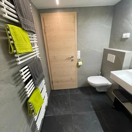 Apartment Haus Fritzenwallner 1 *