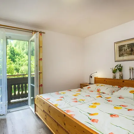 Haus Fritzenwallner 1 *